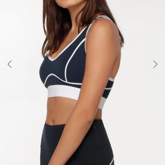 Lorna Jane sport bra & legging set - Picture 4 of 8